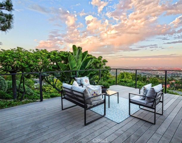 29722 Grandpoint Lane, Rancho Palos Verdes, CA 90275