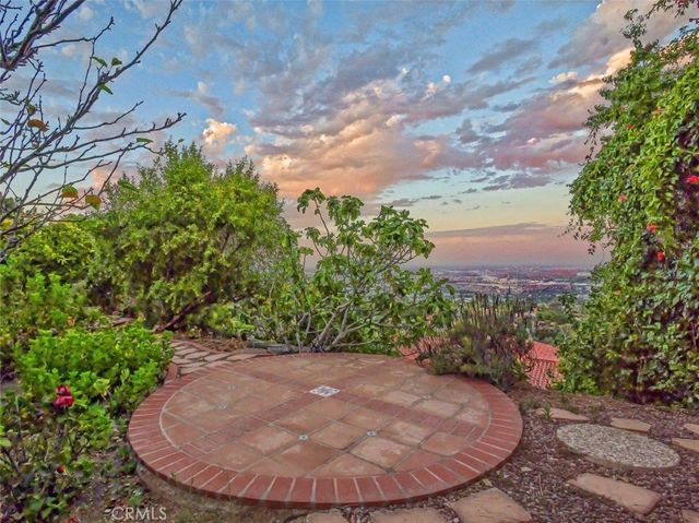 29722 Grandpoint Lane, Rancho Palos Verdes, CA 90275