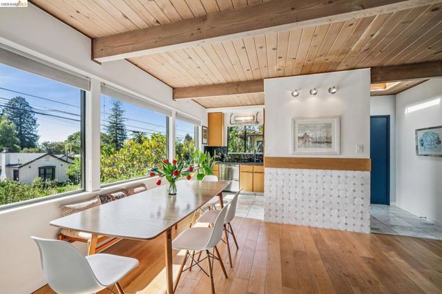 2938 Morgan Ave, Oakland, CA 94602