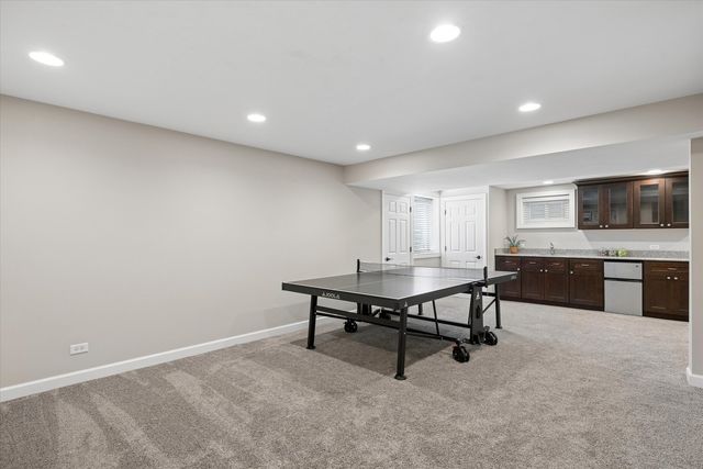 340 TENBY Way, Algonquin, IL 60102