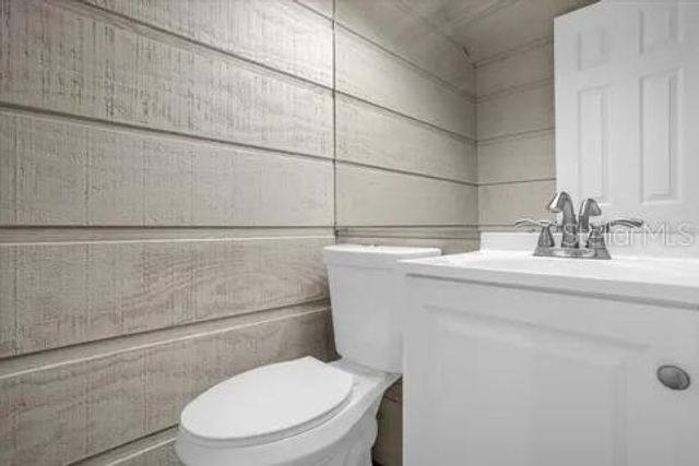 4211 S SEMORAN BOULEVARD 1, Orlando, FL 32822