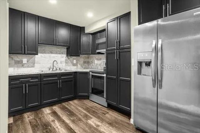 4211 S SEMORAN BOULEVARD 1, Orlando, FL 32822