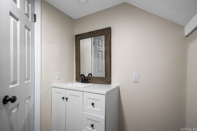 193 Jones Rd, Ward, AR 72176