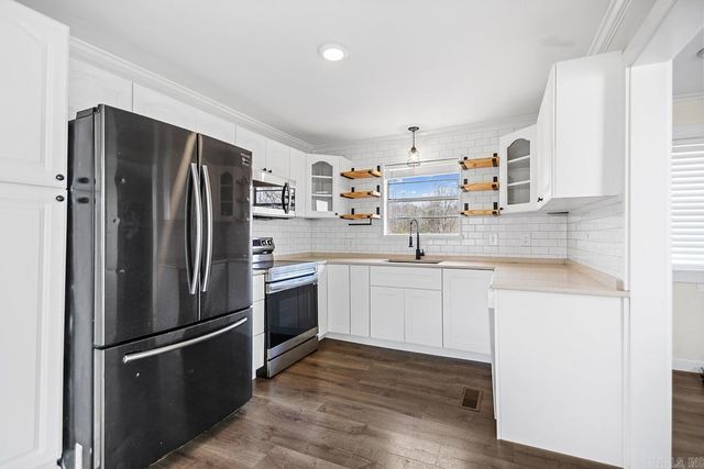 193 Jones Rd, Ward, AR 72176