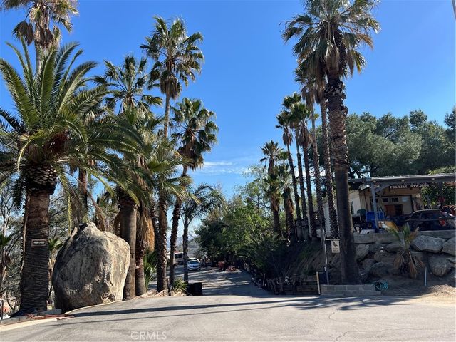 11251 Laurel Avenue, Bloomington, CA 92316