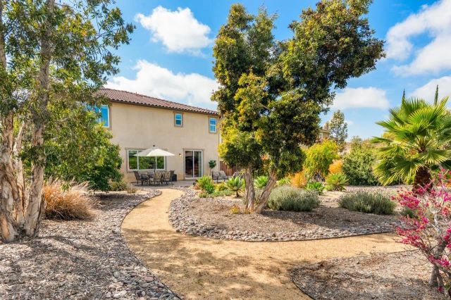 5510 Lipizzaner Cir, Oceanside, CA 92057