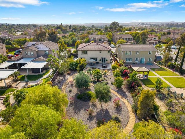 5510 Lipizzaner Cir, Oceanside, CA 92057
