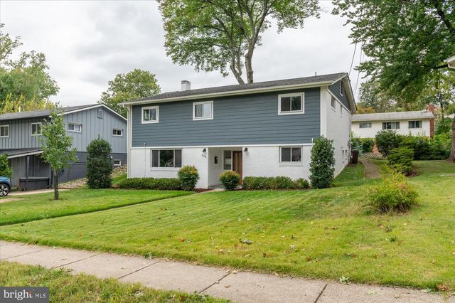 9834 CHERRY TREE LN, Silver Spring, MD 20901