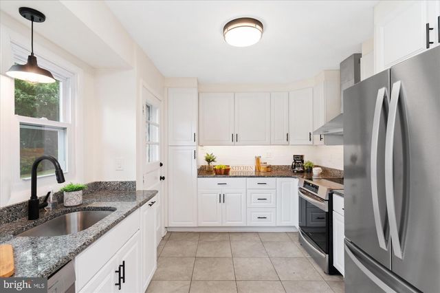 9834 CHERRY TREE LN, Silver Spring, MD 20901