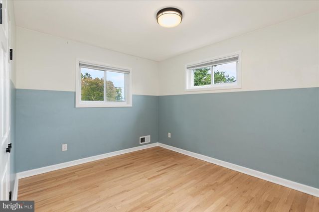 9834 CHERRY TREE LN, Silver Spring, MD 20901