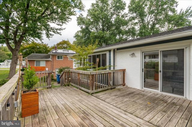 9834 CHERRY TREE LN, Silver Spring, MD 20901