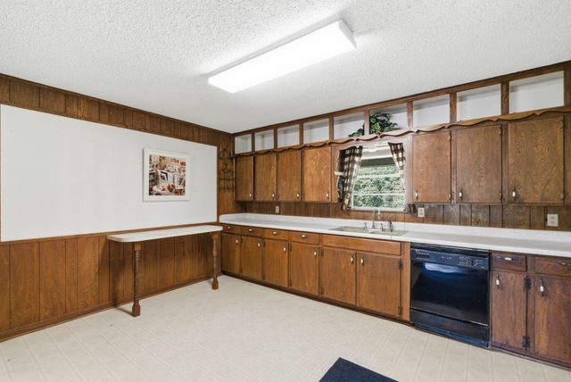 7485 Portwood Road, Azle, TX 76020