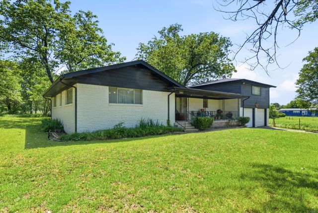 7485 Portwood Road, Azle, TX 76020