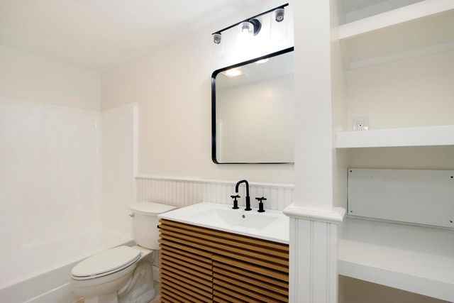 42 Old Colony Way APT 30, Orleans, MA 02653