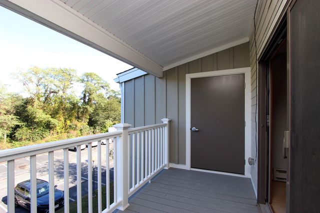 42 Old Colony Way APT 30, Orleans, MA 02653