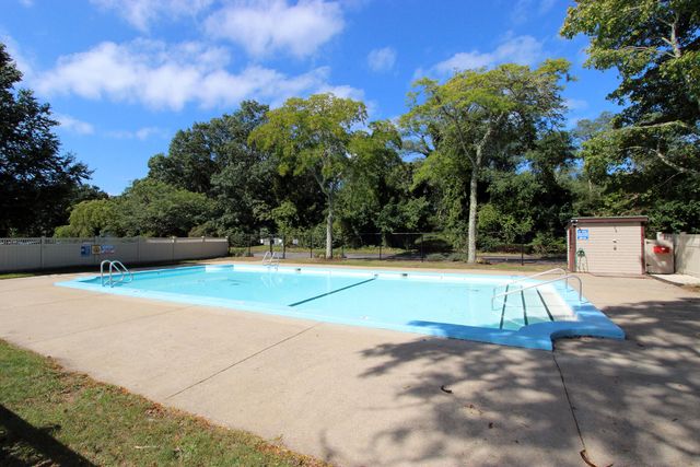 42 Old Colony Way APT 30, Orleans, MA 02653