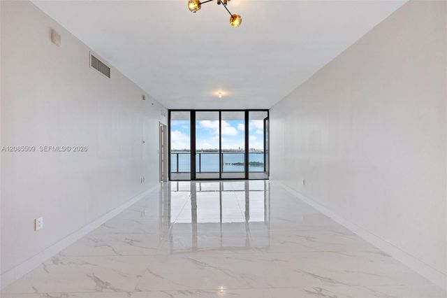 700 NE 24th Street 2206, Miami, FL 33137