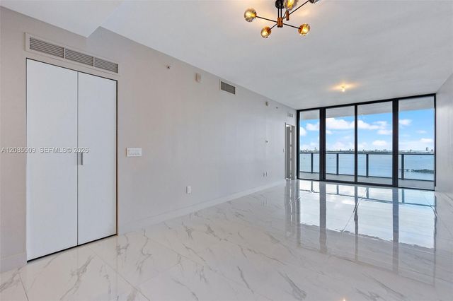 700 NE 24th Street 2206, Miami, FL 33137