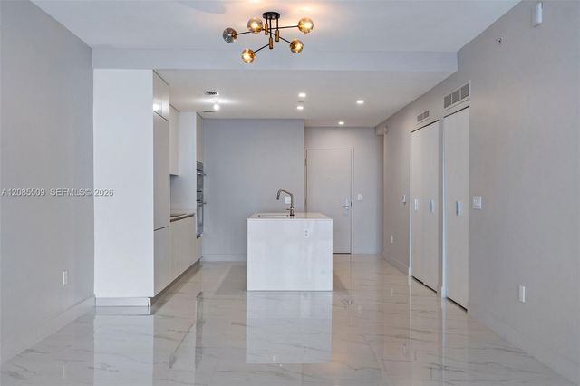 700 NE 24th Street 2206, Miami, FL 33137