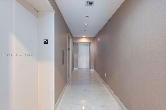 700 NE 24th Street 2206, Miami, FL 33137