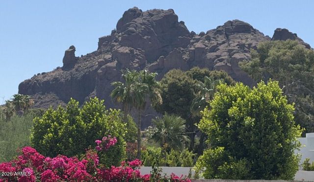 5830 N 44th Place N, Phoenix, AZ 85018