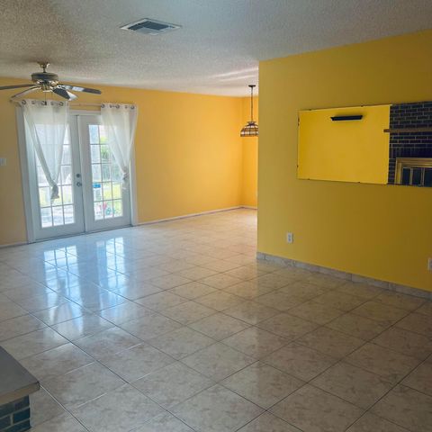 182 NE JETTIE Terrace, Port St. Lucie, Port St Lucie, FL 34983