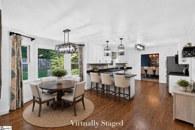 131 Woodridge Drive, Spartanburg, SC 29301