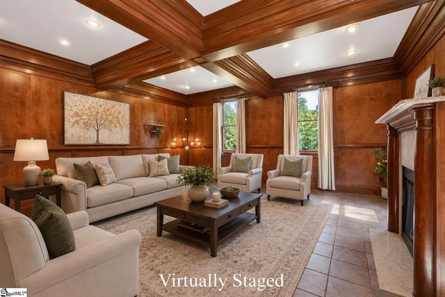 131 Woodridge Drive, Spartanburg, SC 29301