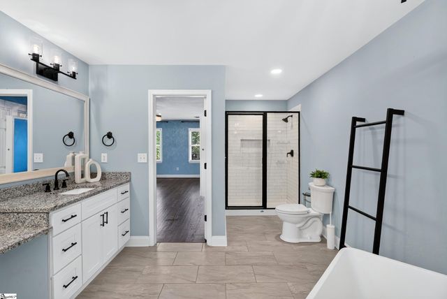 131 Woodridge Drive, Spartanburg, SC 29301