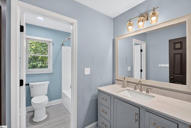 131 Woodridge Drive, Spartanburg, SC 29301