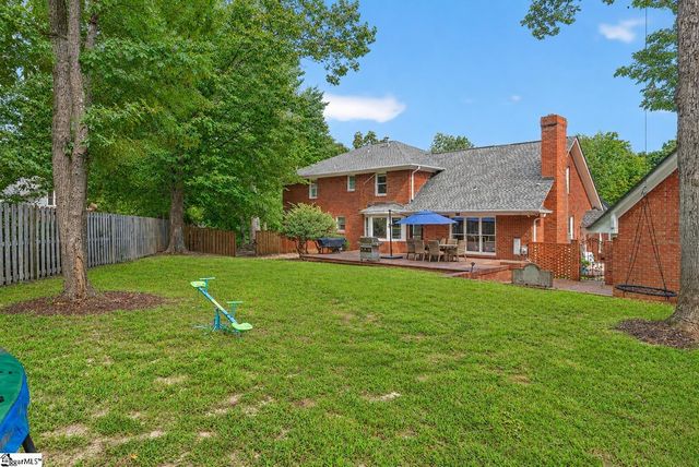 131 Woodridge Drive, Spartanburg, SC 29301