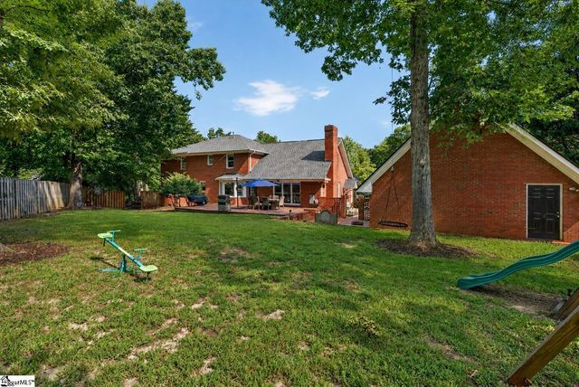 131 Woodridge Drive, Spartanburg, SC 29301