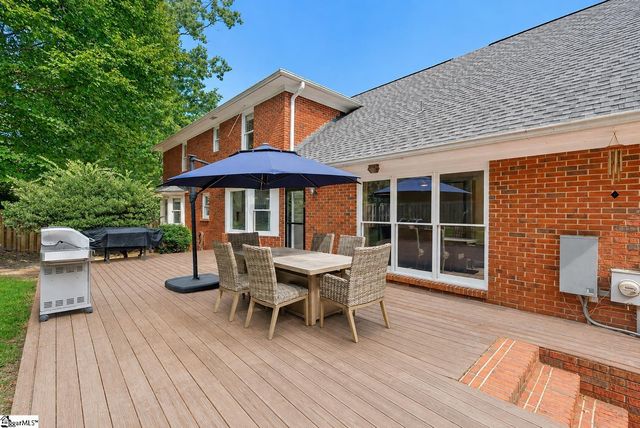 131 Woodridge Drive, Spartanburg, SC 29301