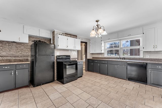 401 E Wayland Street, Springfield, MO 65807