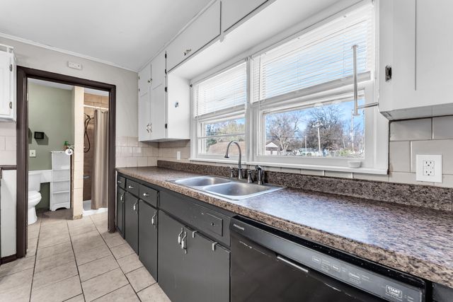 401 E Wayland Street, Springfield, MO 65807