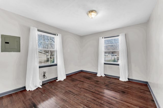 401 E Wayland Street, Springfield, MO 65807