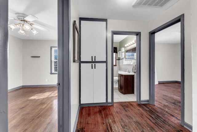 401 E Wayland Street, Springfield, MO 65807