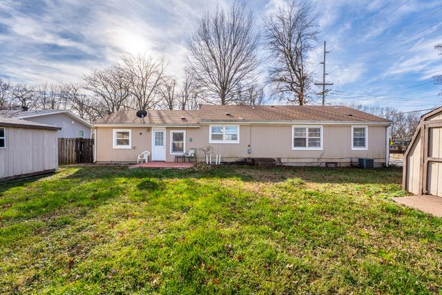 401 E Wayland Street, Springfield, MO 65807