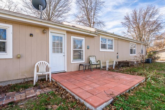 401 E Wayland Street, Springfield, MO 65807