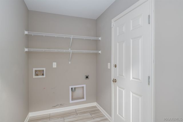 9313 CRESCENT LODGE Circle, Pike Road, AL 36064