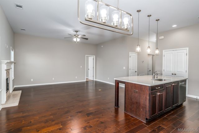 9313 CRESCENT LODGE Circle, Pike Road, AL 36064