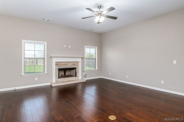 9313 CRESCENT LODGE Circle, Pike Road, AL 36064