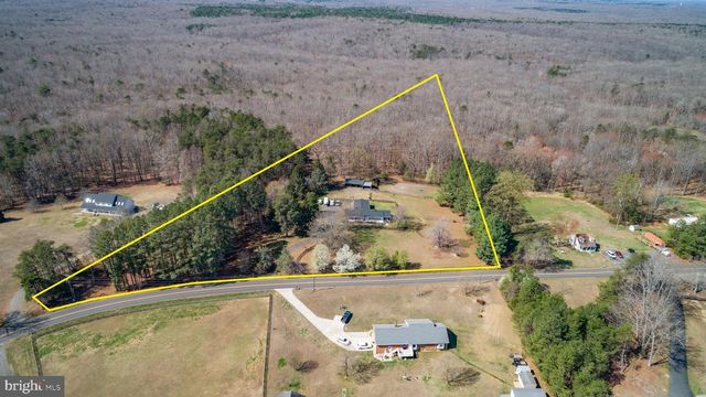 10122 ELYS FORD RD, Fredericksburg, VA 22407