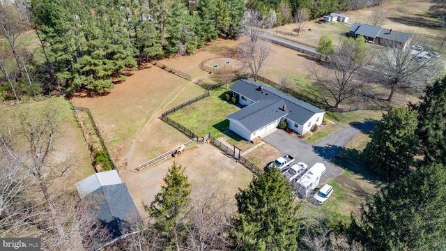 10122 ELYS FORD RD, Fredericksburg, VA 22407