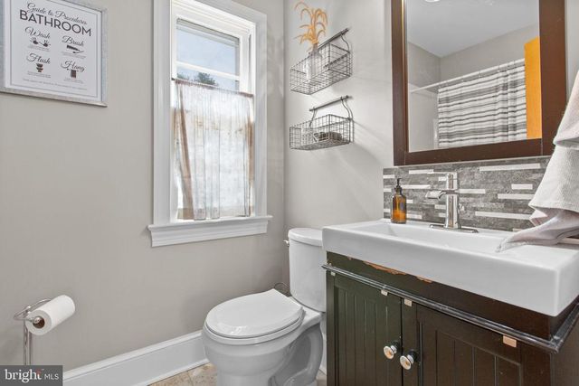 10122 ELYS FORD RD, Fredericksburg, VA 22407