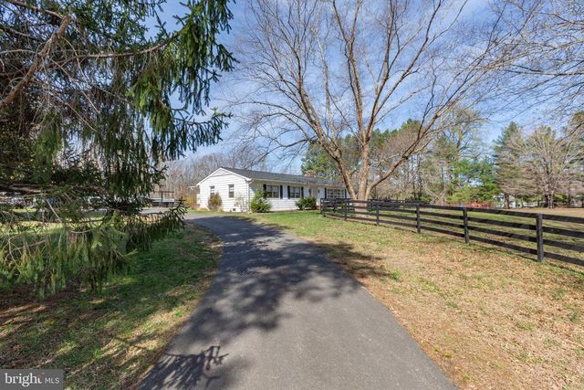 10122 ELYS FORD RD, Fredericksburg, VA 22407