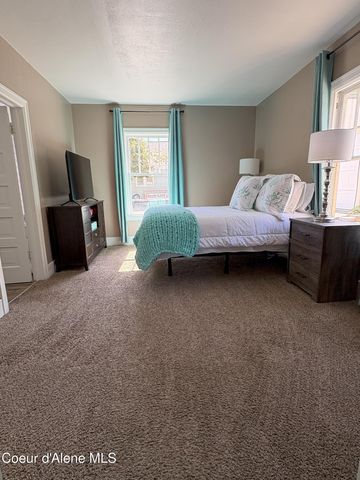 429 McKinley Ave, Kellogg, ID 83837