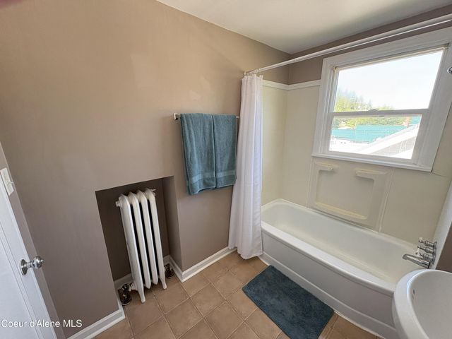 429 McKinley Ave, Kellogg, ID 83837