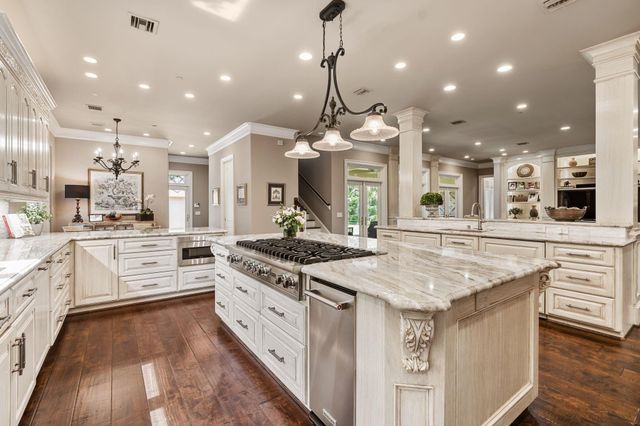 9018 Bace Drive, Houston, TX 77055