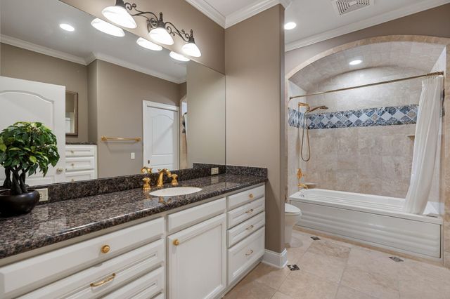 9018 Bace Drive, Houston, TX 77055